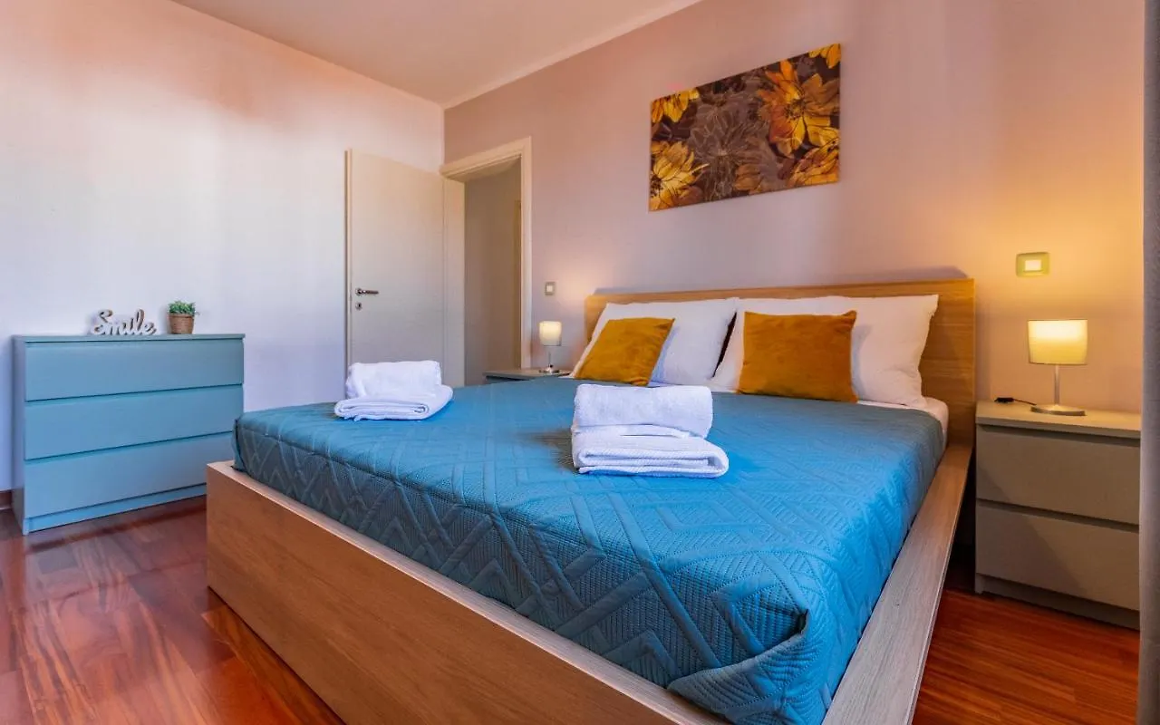 Apartment Green Pula, Family Friendly, Comfortable, Free Parking And Wifi